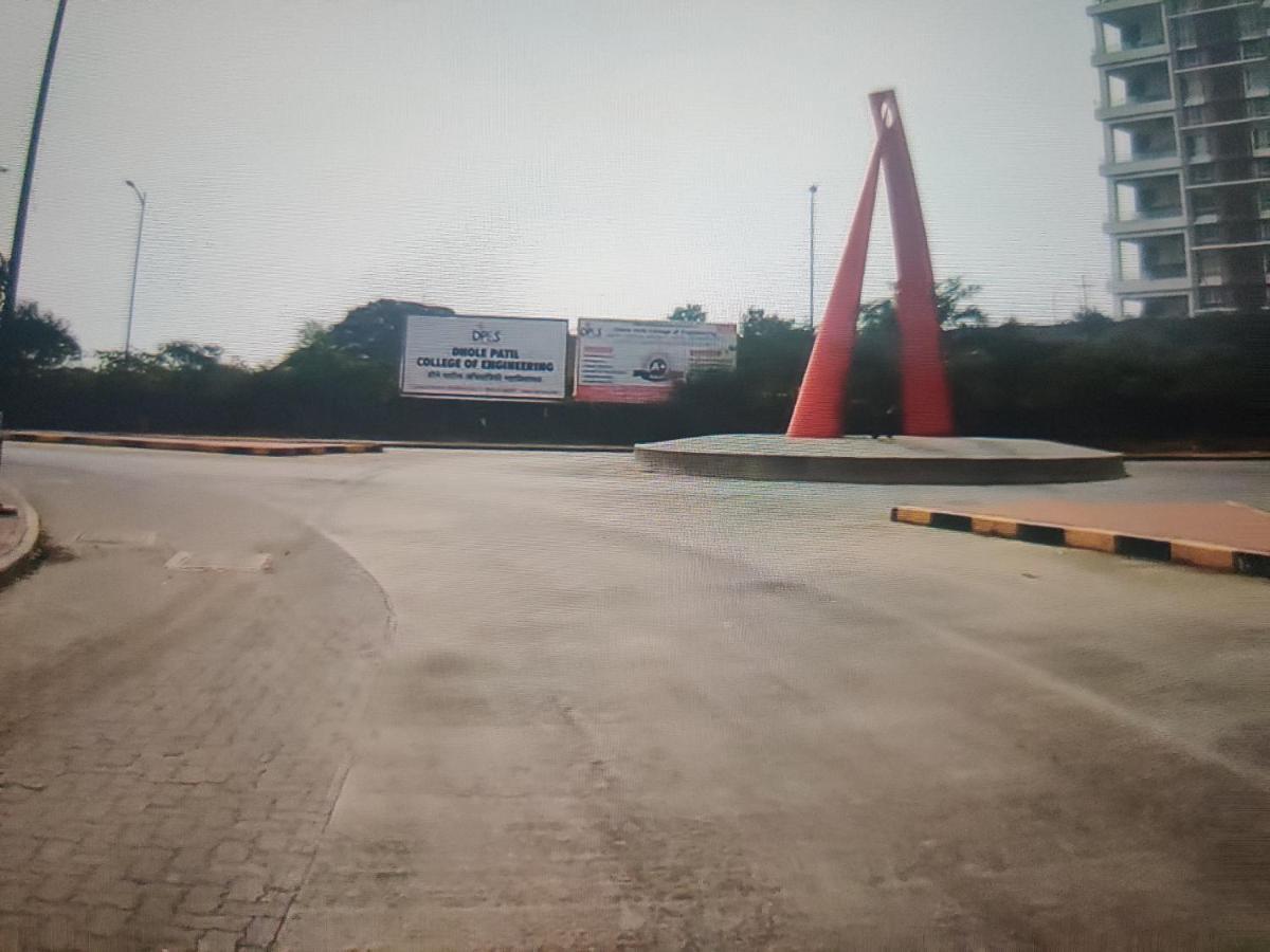 Pune Airport Eon Barclays Kharadi Luxe15 Suites Work Desks エクステリア 写真